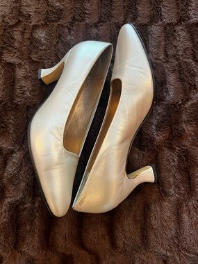 Bandolino Pearl Metallic Low Heel Pumps